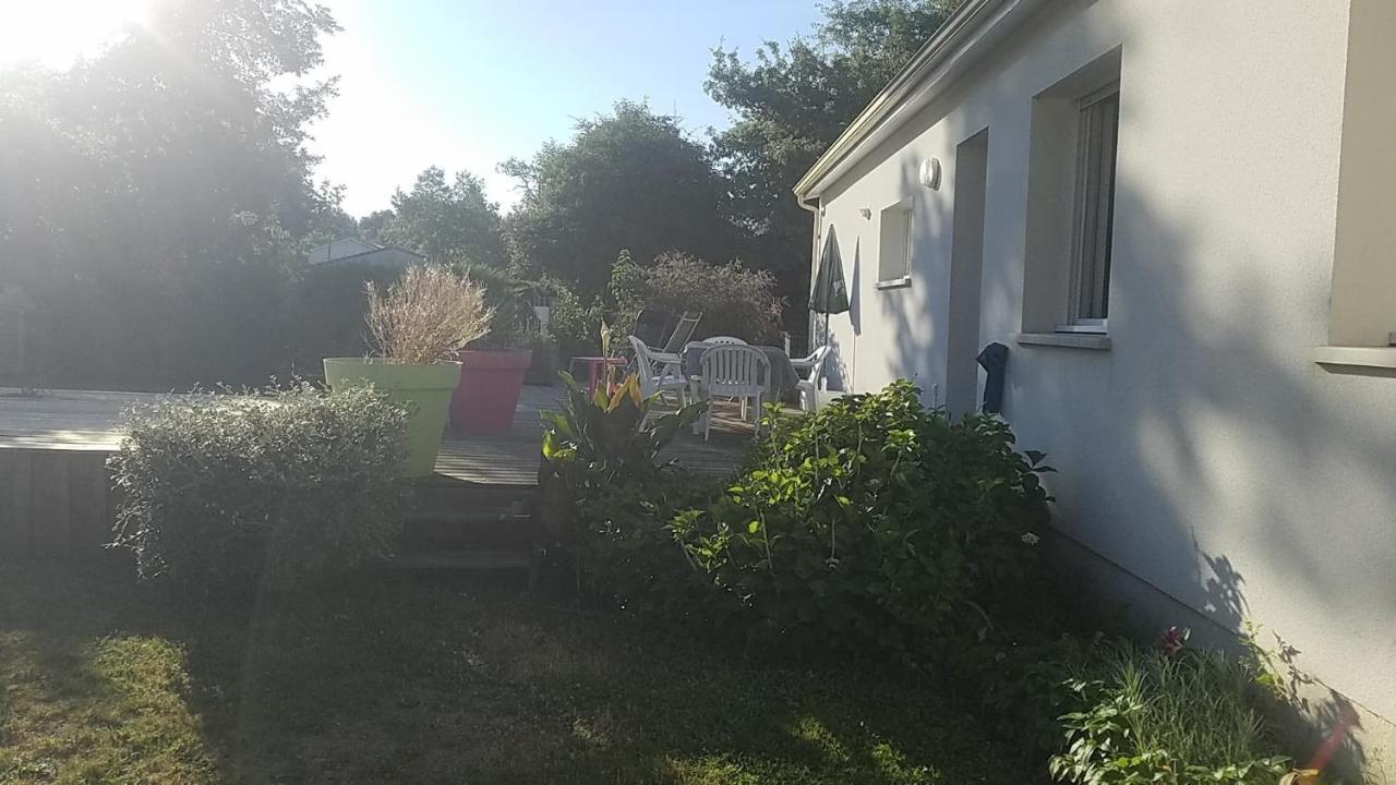 Maison Neuve Au Calme Avec Jardin Villa Gaillan-en-Medoc Exterior photo